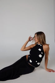 Backless Flower Point Knit Top