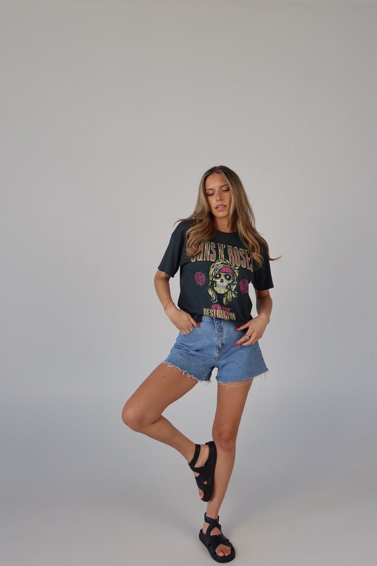 Guns And Roses DayDreamer Graphic Tee
