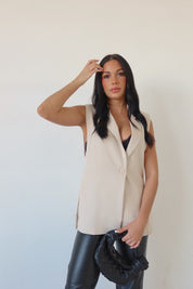 Maren Sleeveless Blazer In Beige