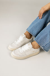 GOLA: Women's Challenge Sneaker In White