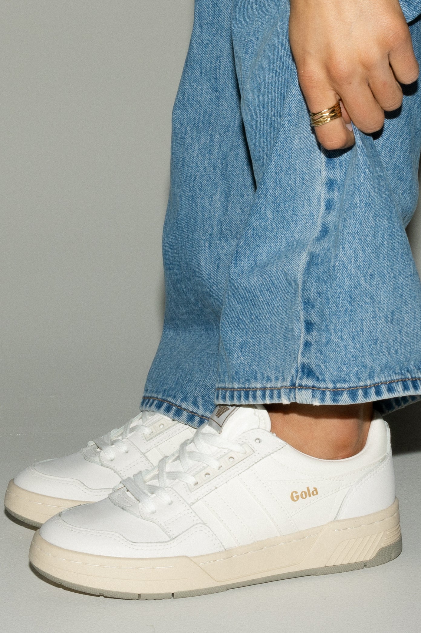 GOLA: Women's Challenge Sneaker In White