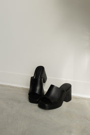 BILLINI : LESLIE Platform Heel