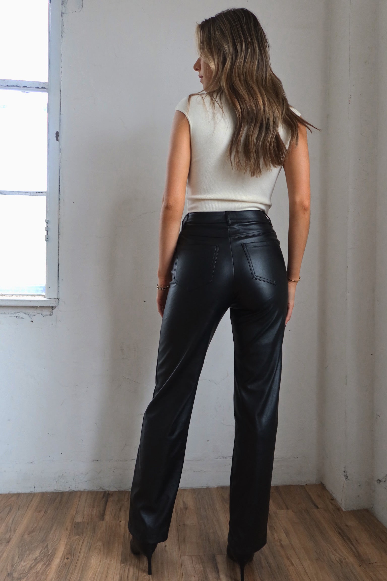 Nicole High Neck Top