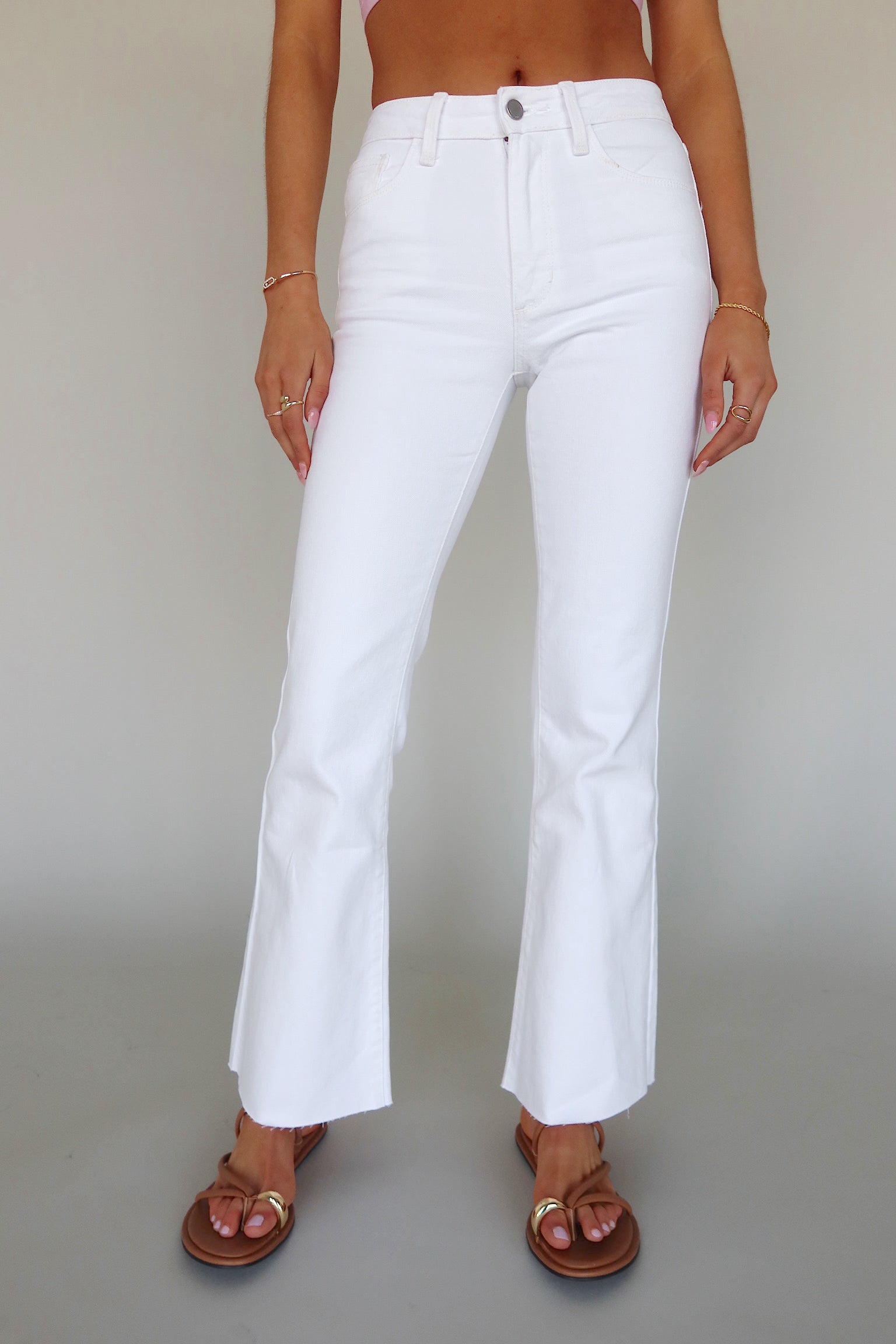 Fray Hem Blanc Flare Jean
