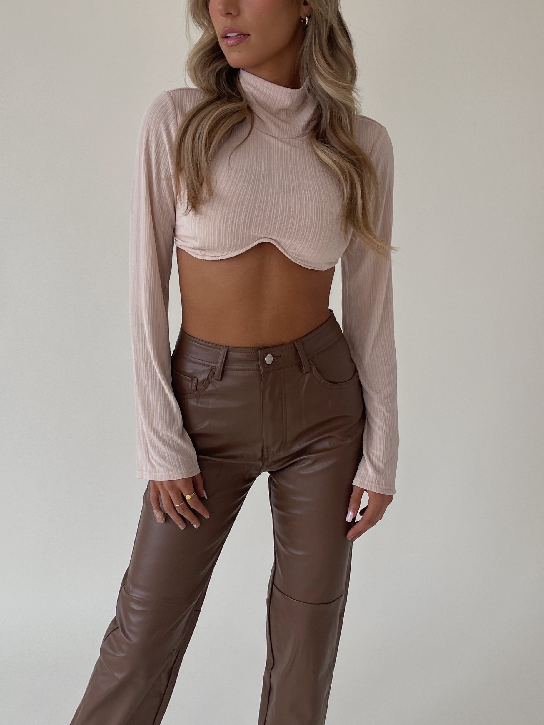 Gracia Long Sleeve Cropped Top