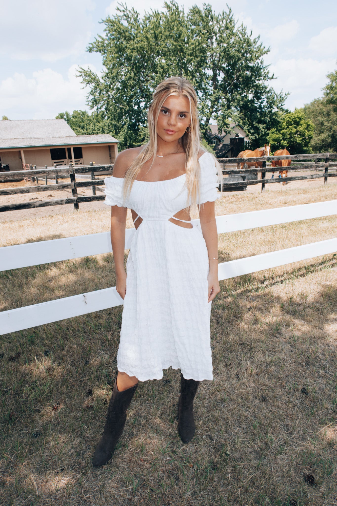 Jailynn Puff Sleeve Midi Dress