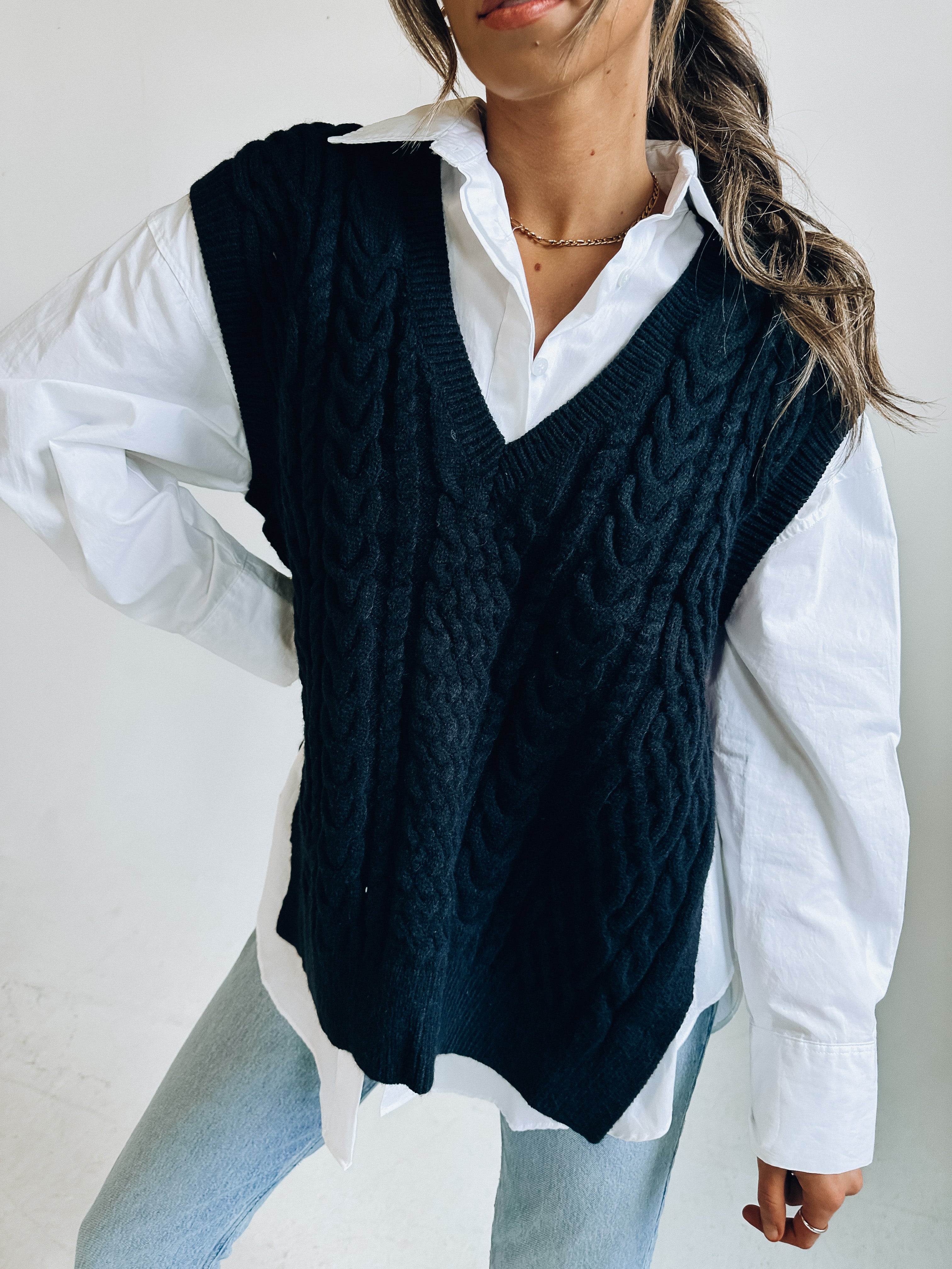 Oversized Knitted Vest