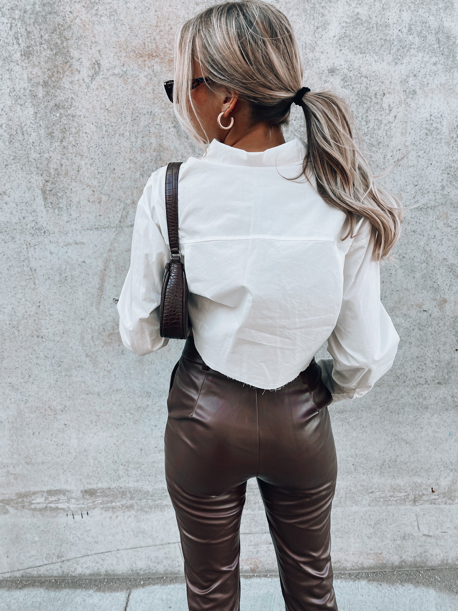 SALE :Steevie Distressed Cropped Button Up