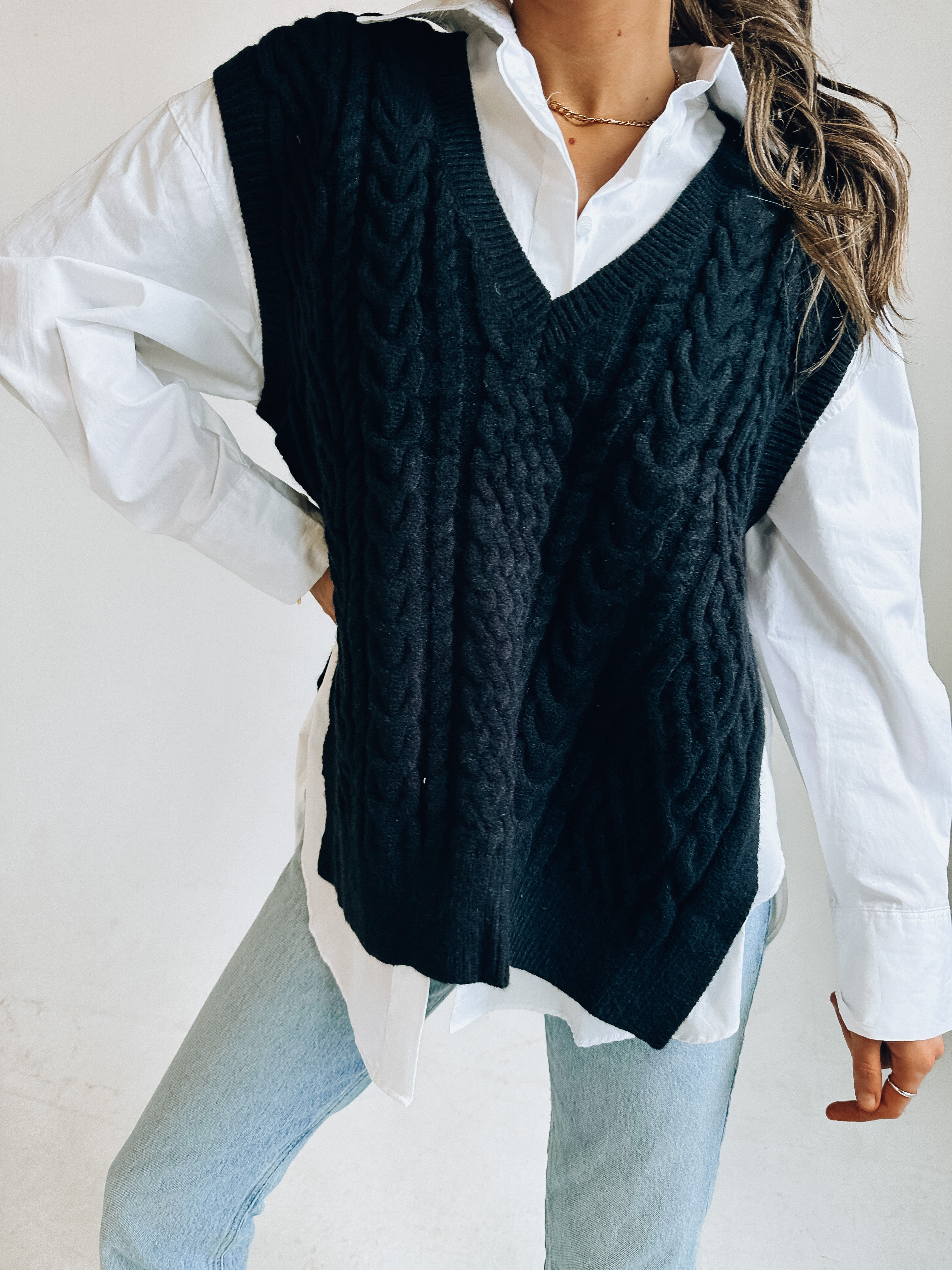 Oversized Knitted Vest