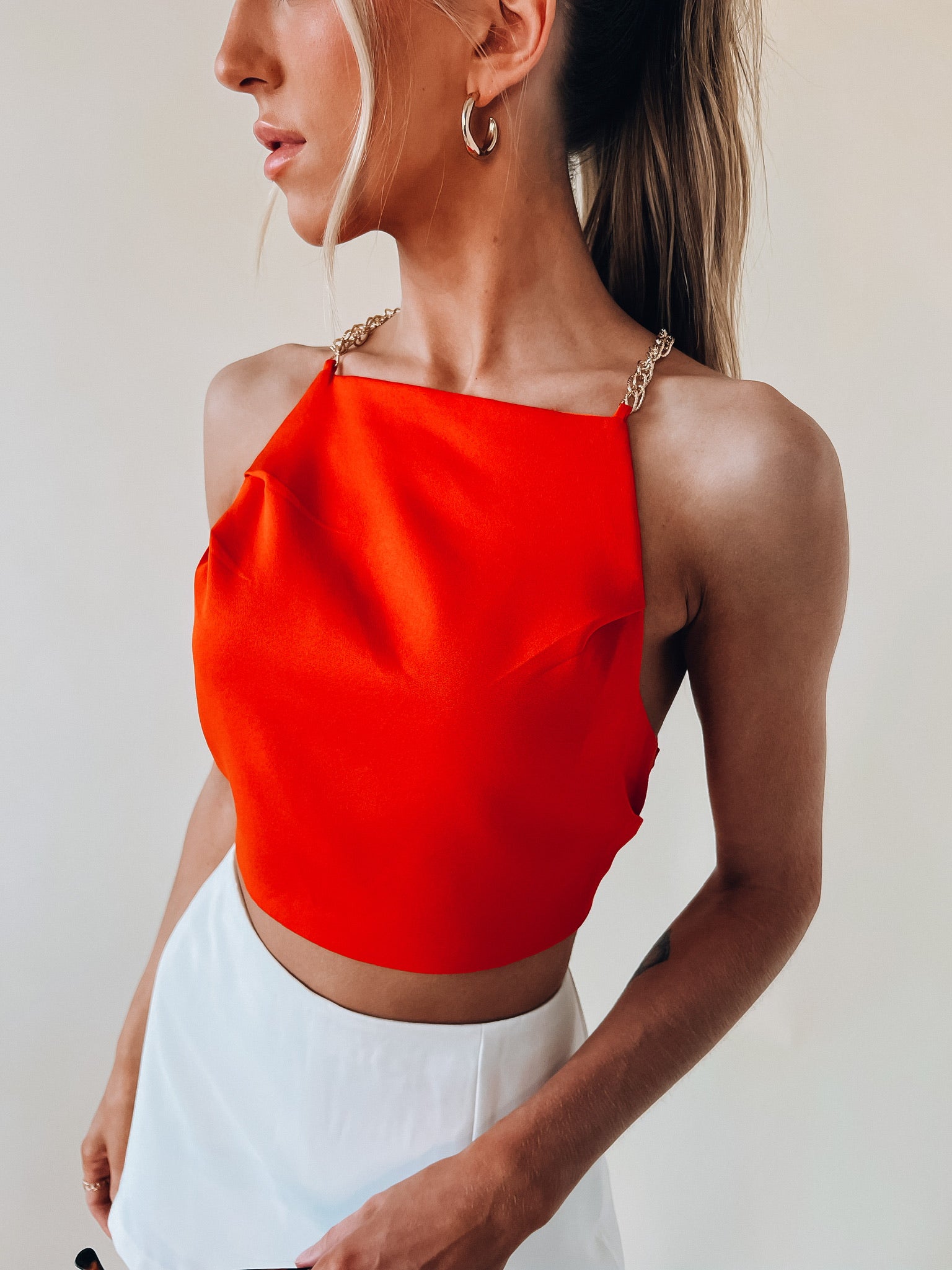 Daylin Chain Strap Top