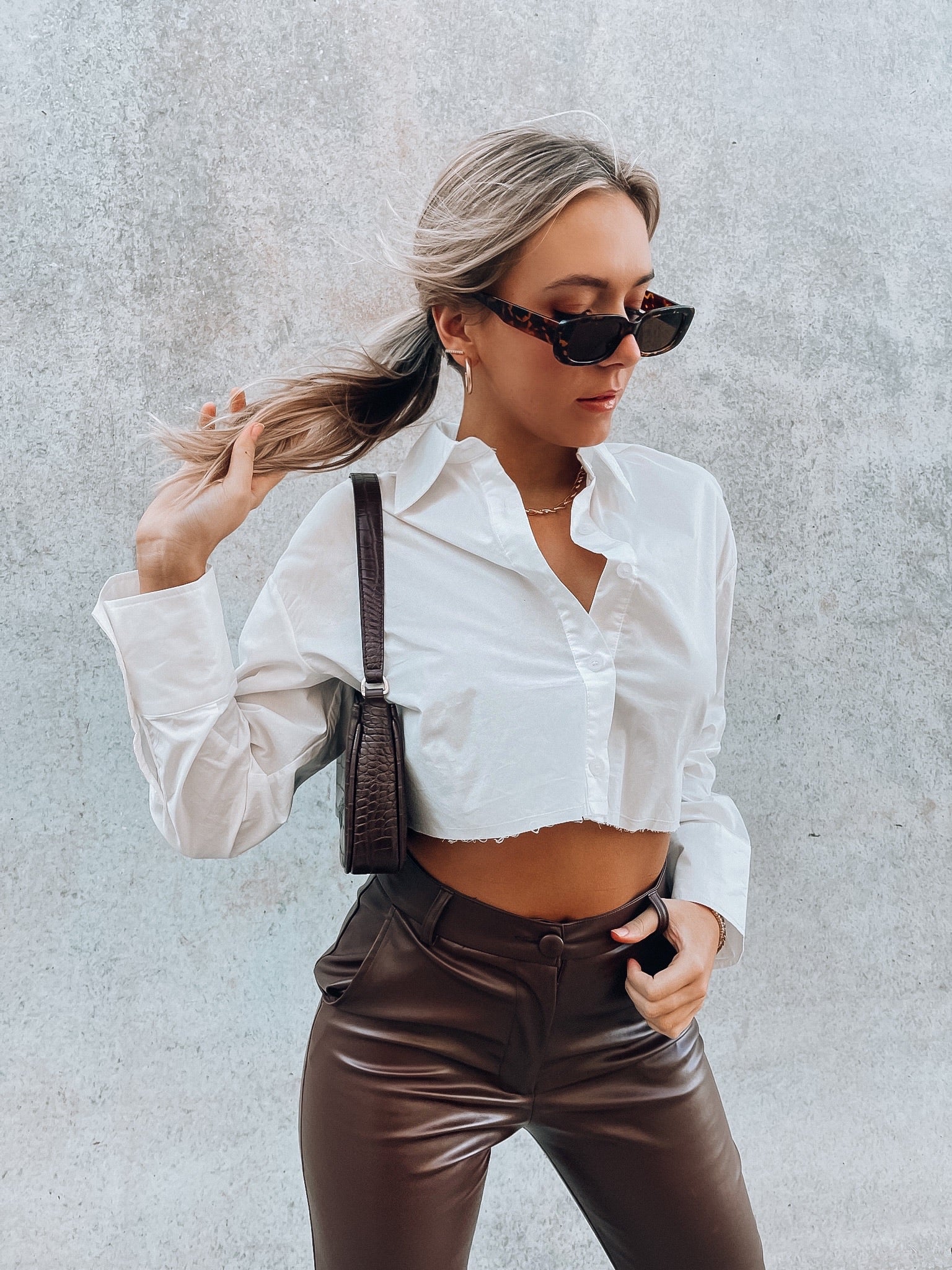 SALE :Steevie Distressed Cropped Button Up