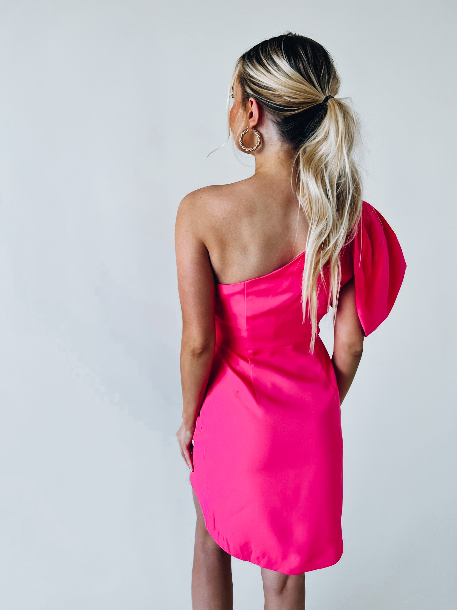 Lauryn One Shoulder Dress In Pink