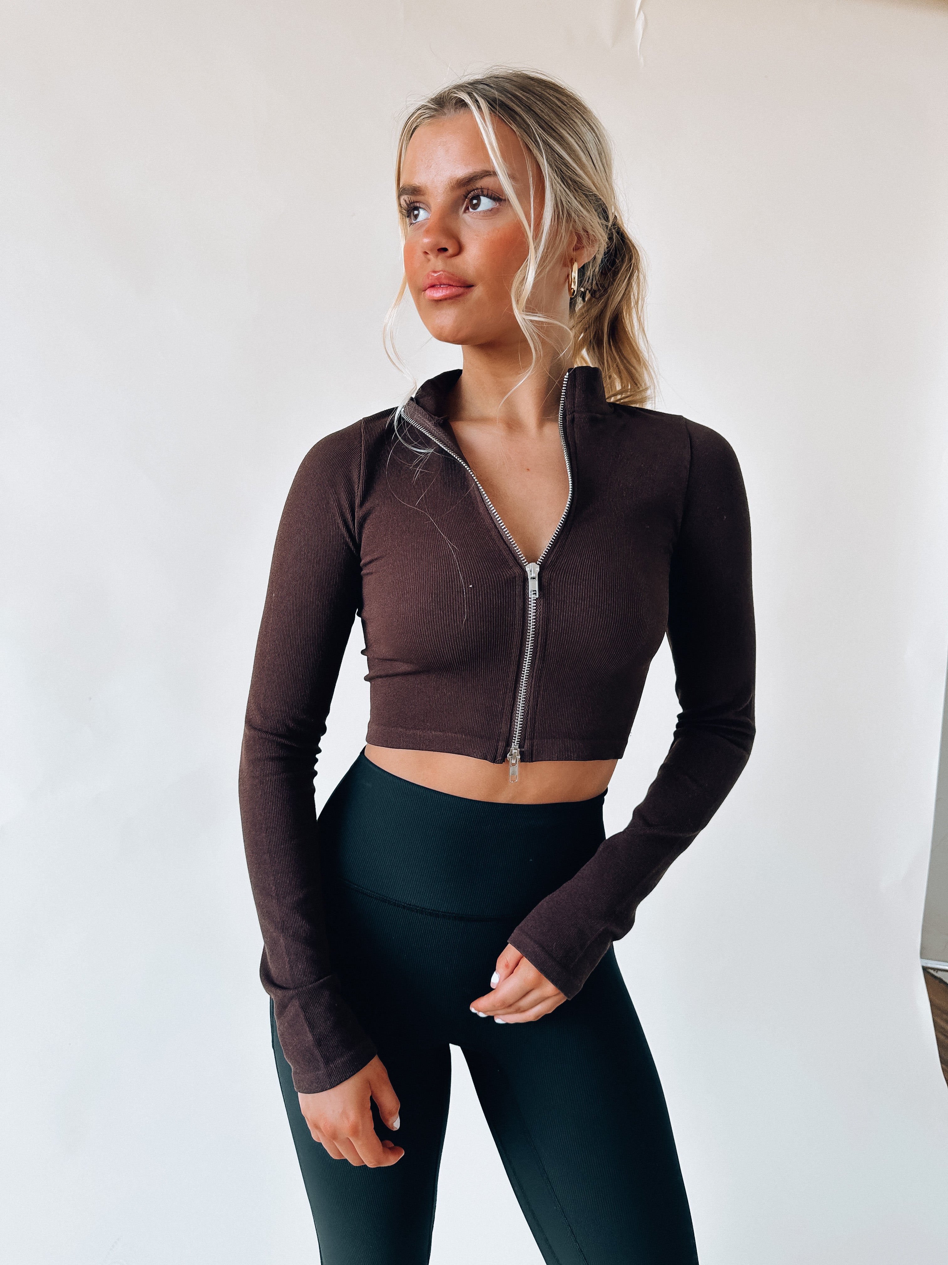 Brooks Front Zipper Crop