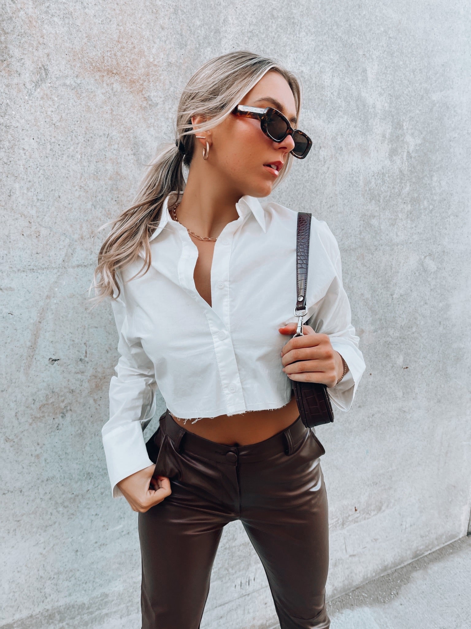 SALE :Steevie Distressed Cropped Button Up