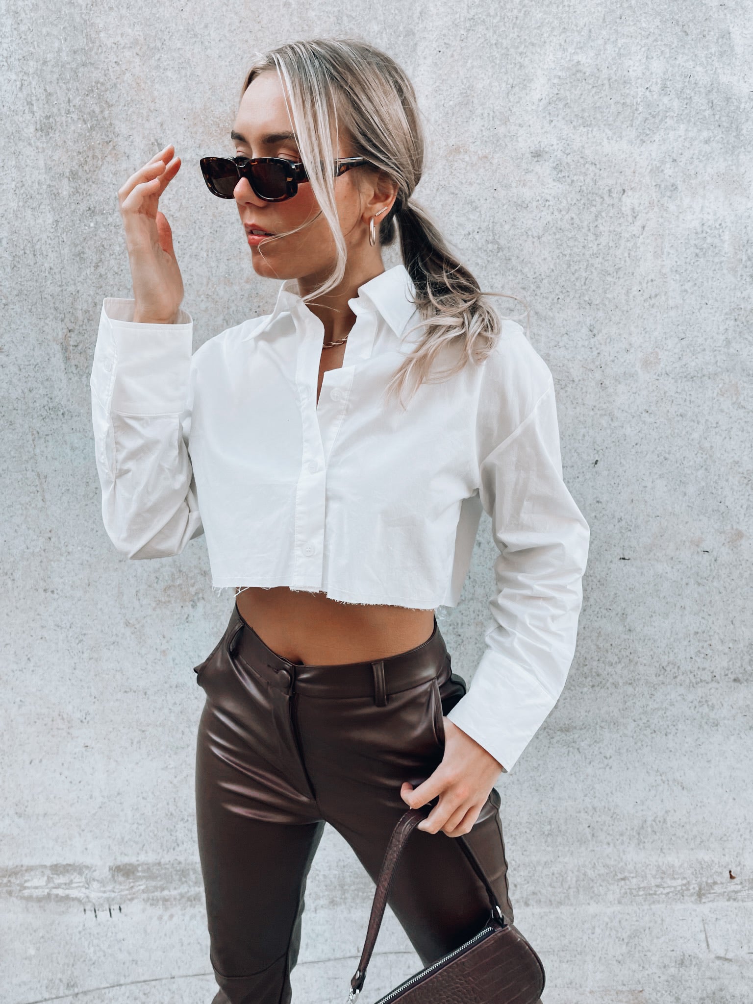 SALE :Steevie Distressed Cropped Button Up