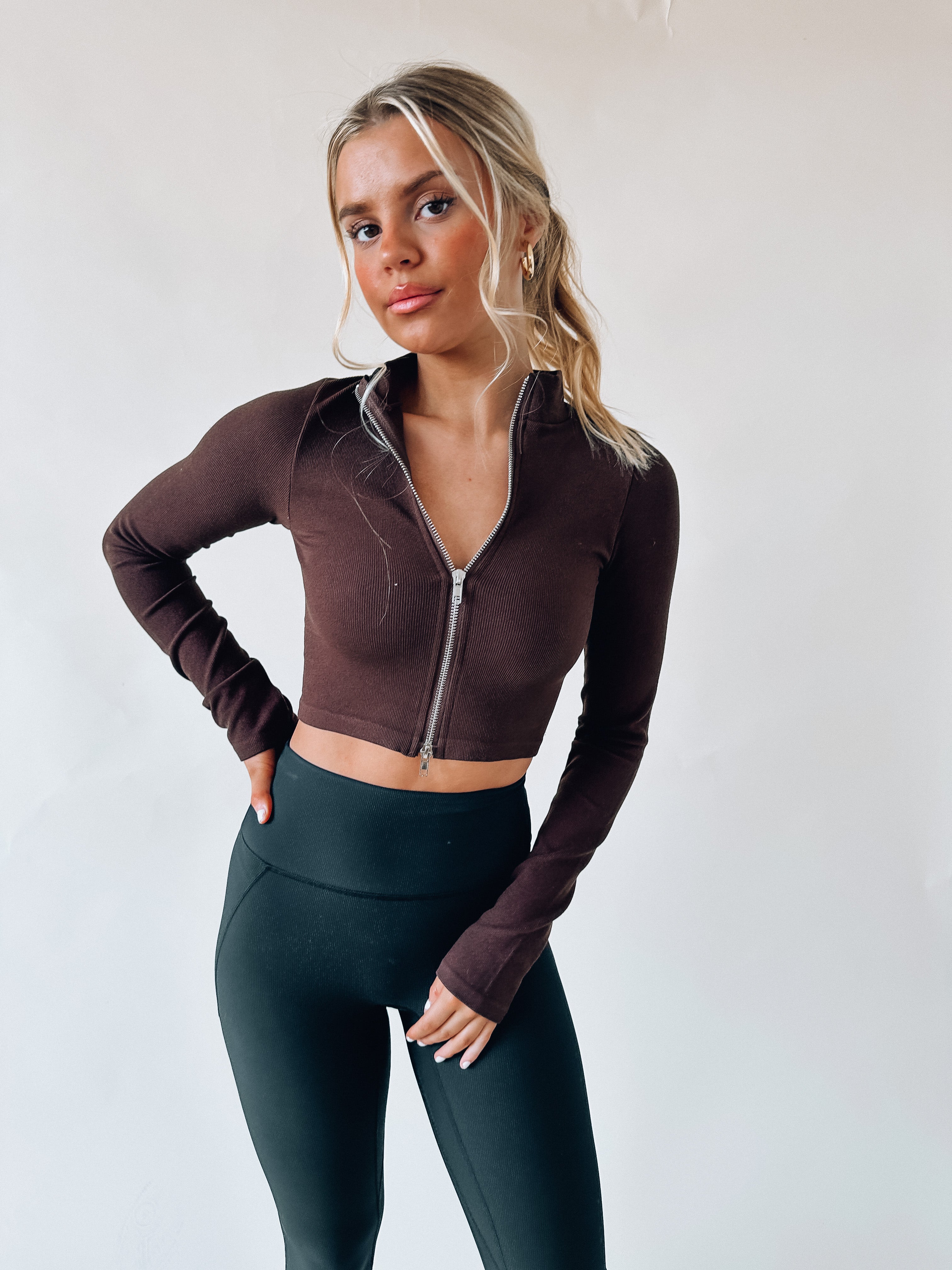 Brooks Front Zipper Crop