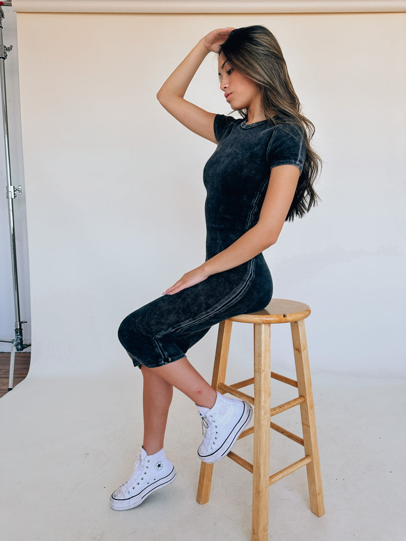 Alayna Short Sleeve Midi Dress