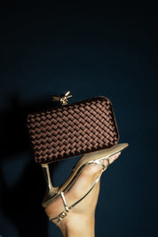 BILLINI : Neveah Woven Clutch In Espresso Satin