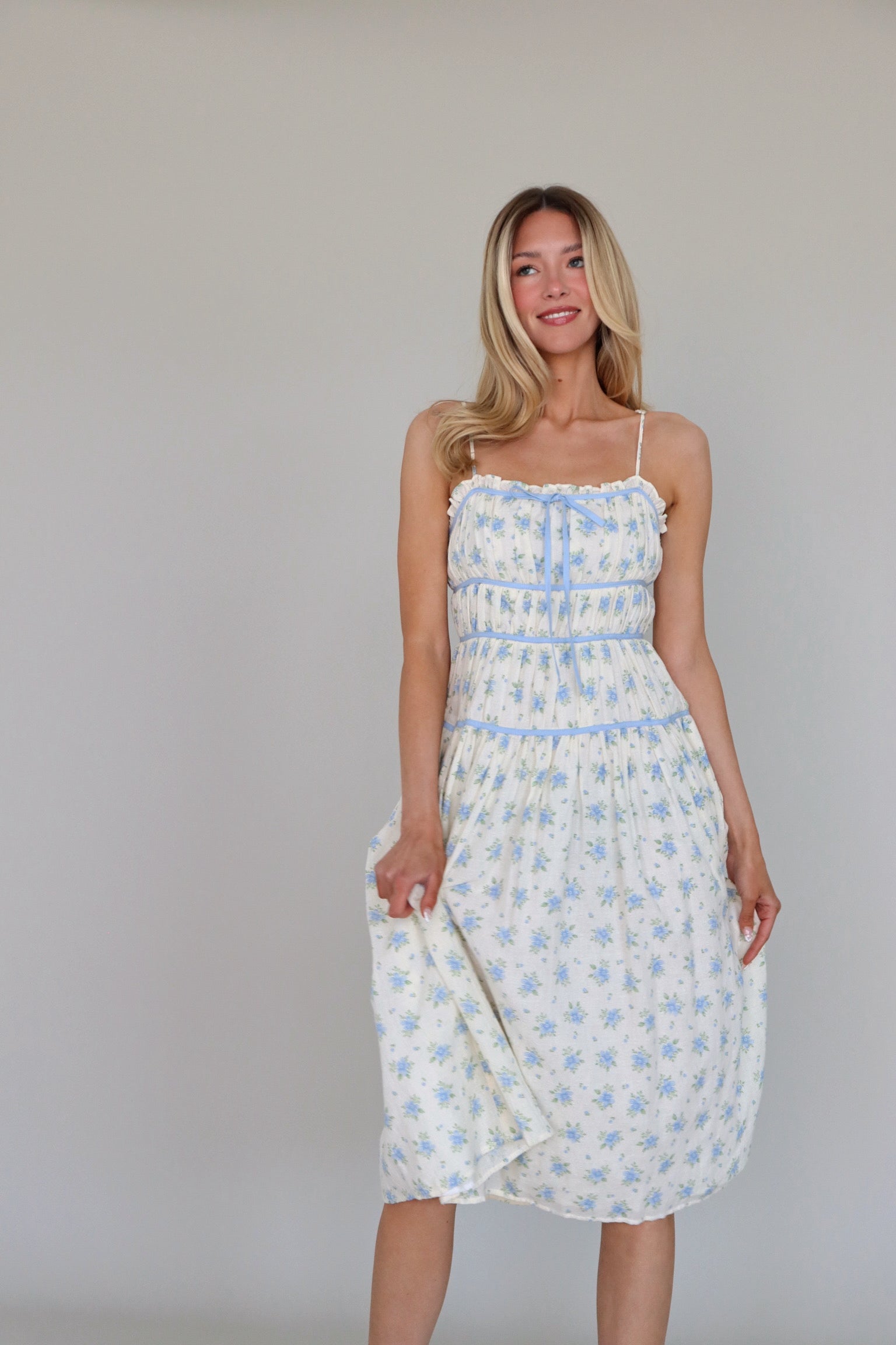 Leila Blue Floral Midi Dress