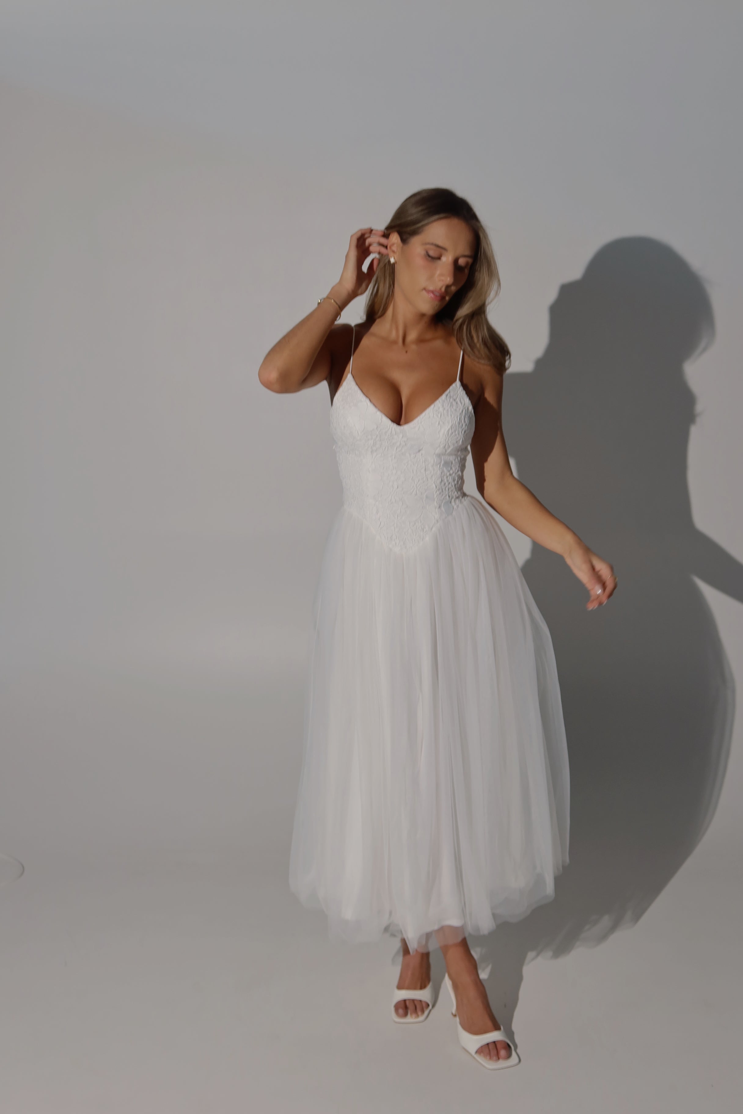 Gabrielle Tulle Midi Dress – Madida Clothing