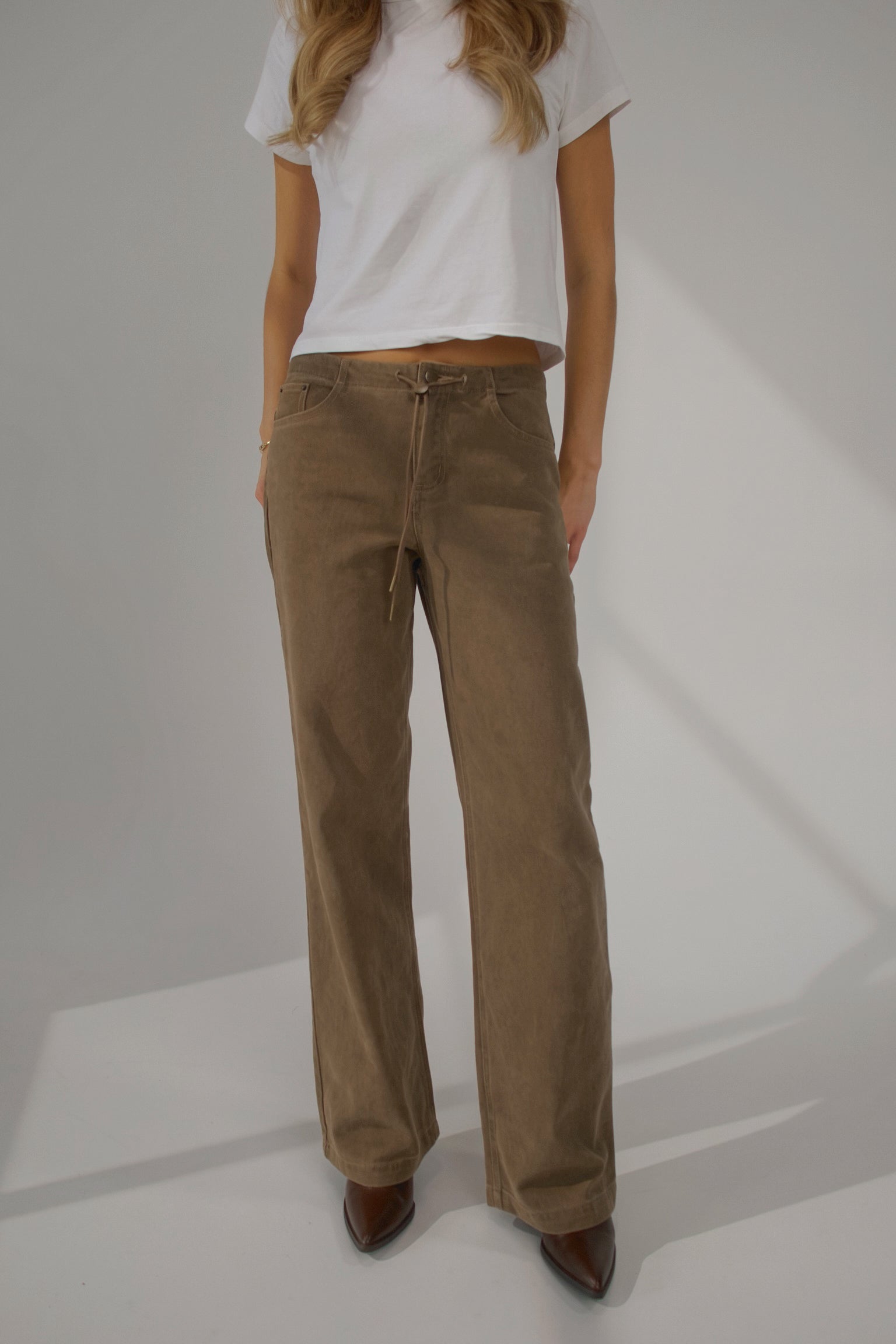 Nia Drawstring Jean In Brown