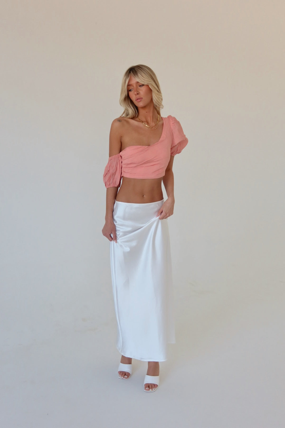 RESTOCKED :Lacey One Drop Shoulder Puff Sleeve Top – Madida Clothing