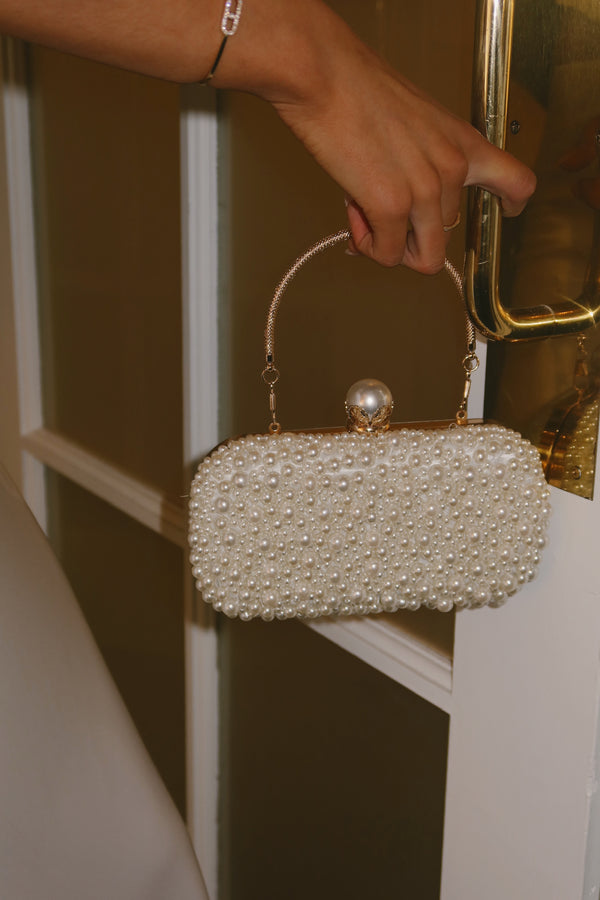 Pearl Bead Chic Clutch/Crossbody Bag In White
