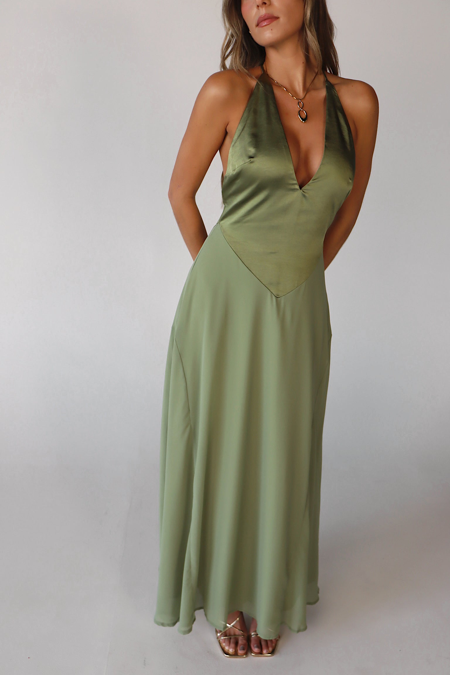 Giada Contrast Maxi Dress in Olive