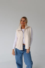 Mila Sherpa Vest