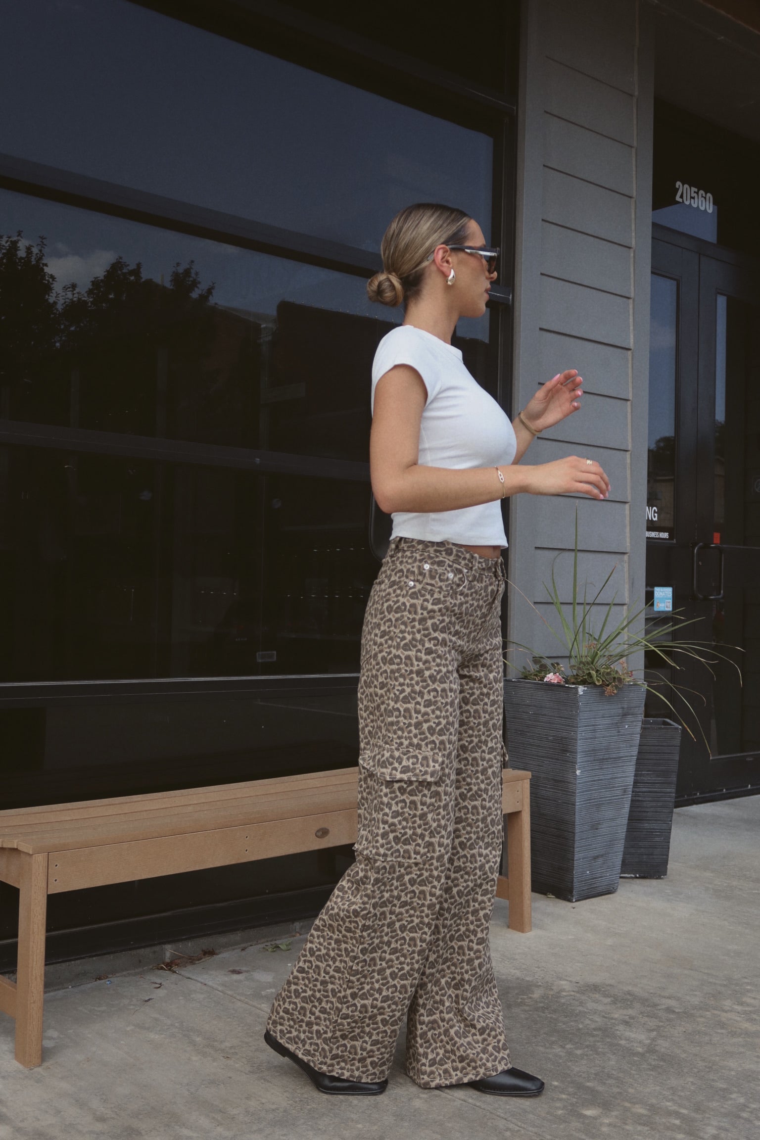 Mid Rise Leopard Print Cargo Pants