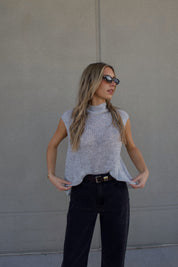 Noa Sleeveless Knit Top In Grey