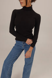 Classic Ribbed Turtleneck Sweater in Black