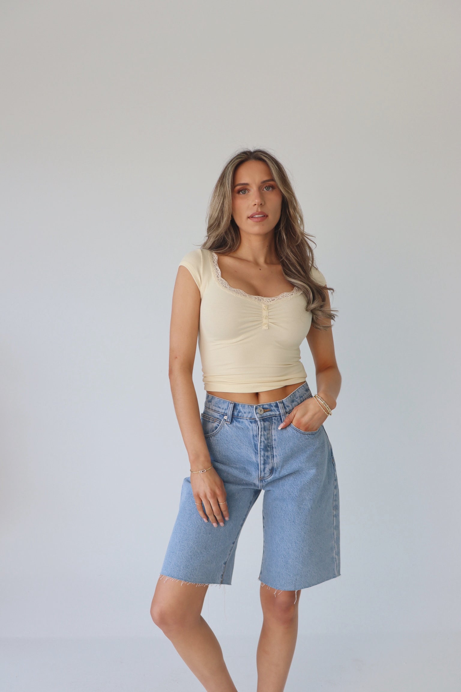 ABRAND: 95 Jort In Gigi