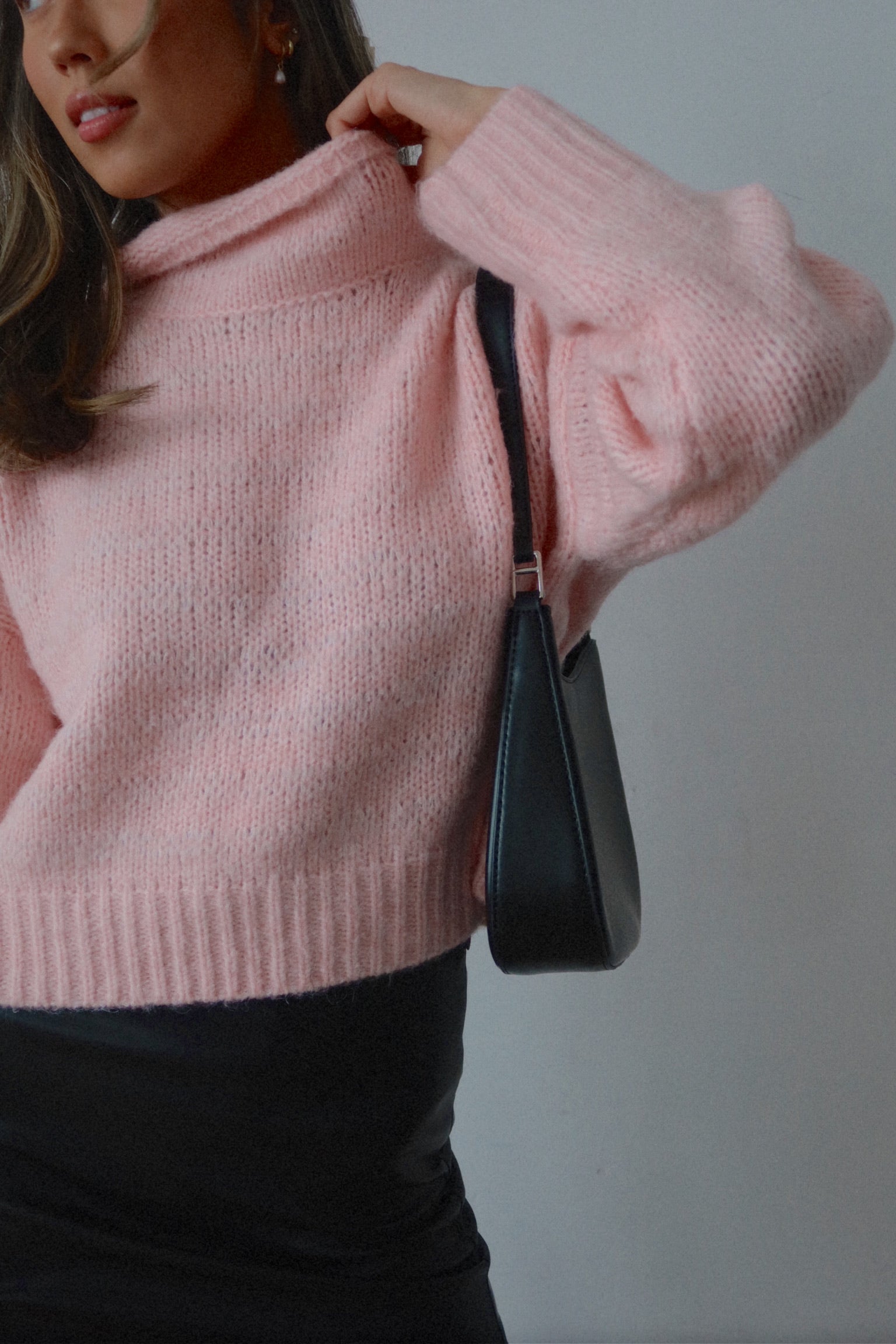 Tenley Textured Turtleneck In Blush