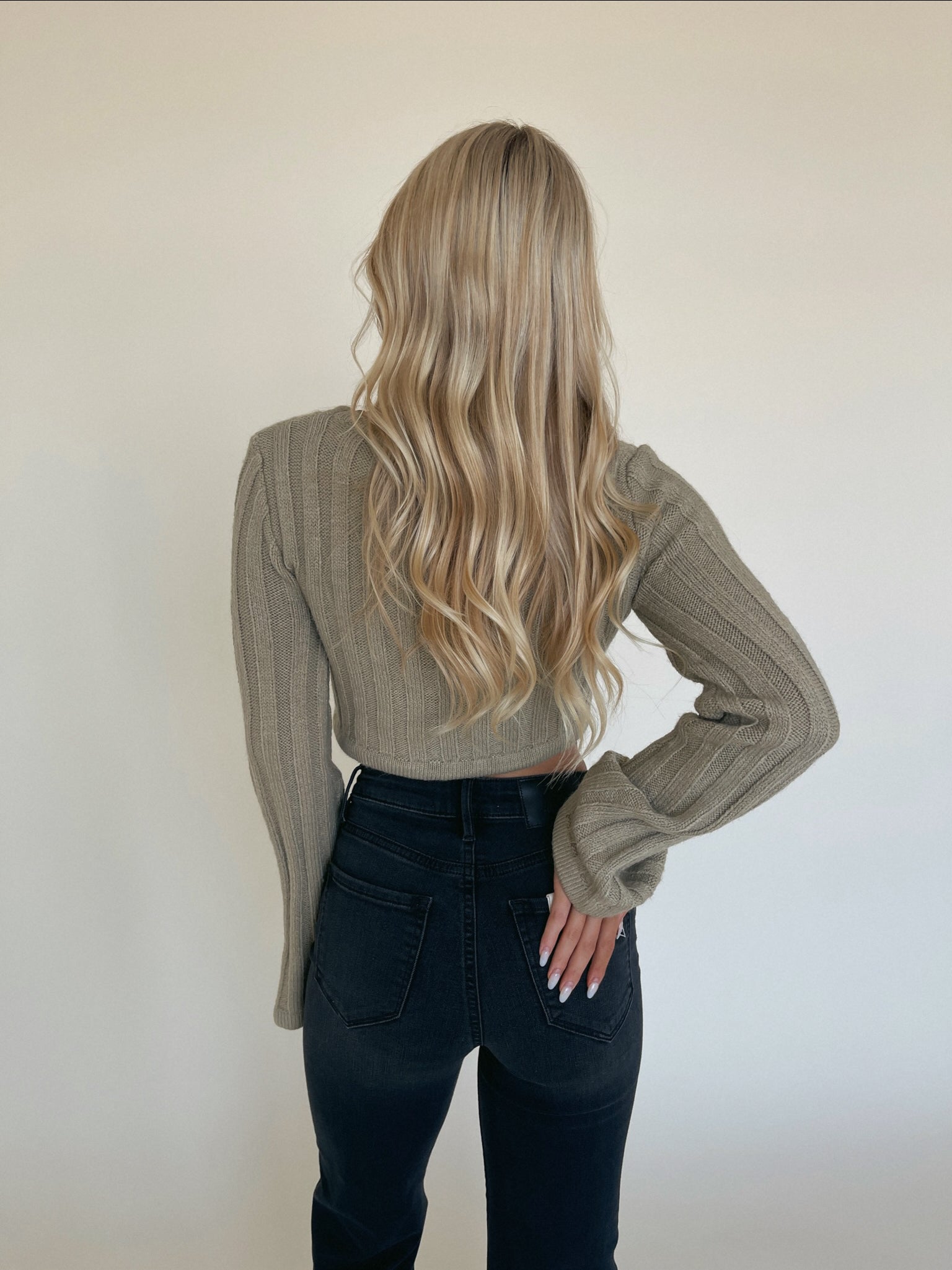 Kallie Bell Sleeve Cropped Sweater