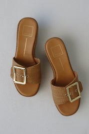 DOLCE VITA : Jilian Wedge In Mocha Raffia