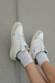 GOLA : Eagle Sneaker In Off White/Evergreen