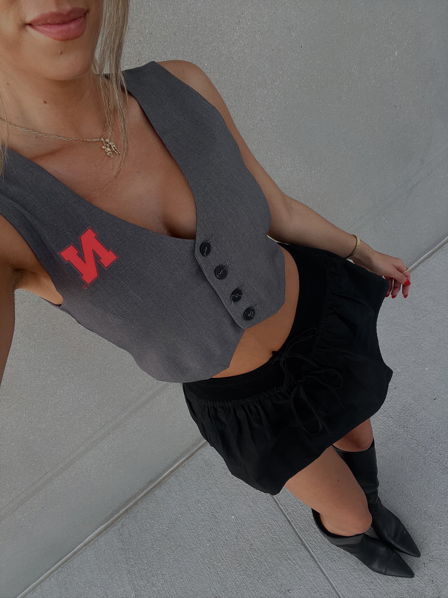 Nebraska Cornhuskers Cropped Vest in Grey