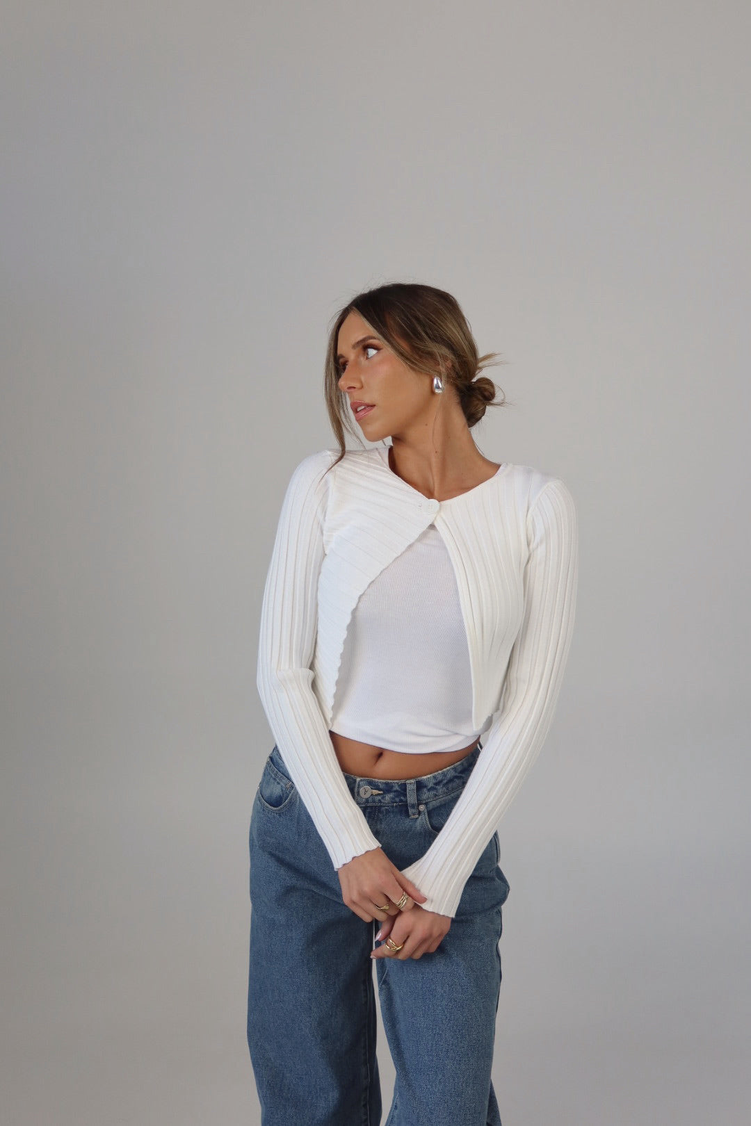 Chic One-Button Cropped Cardigan in White