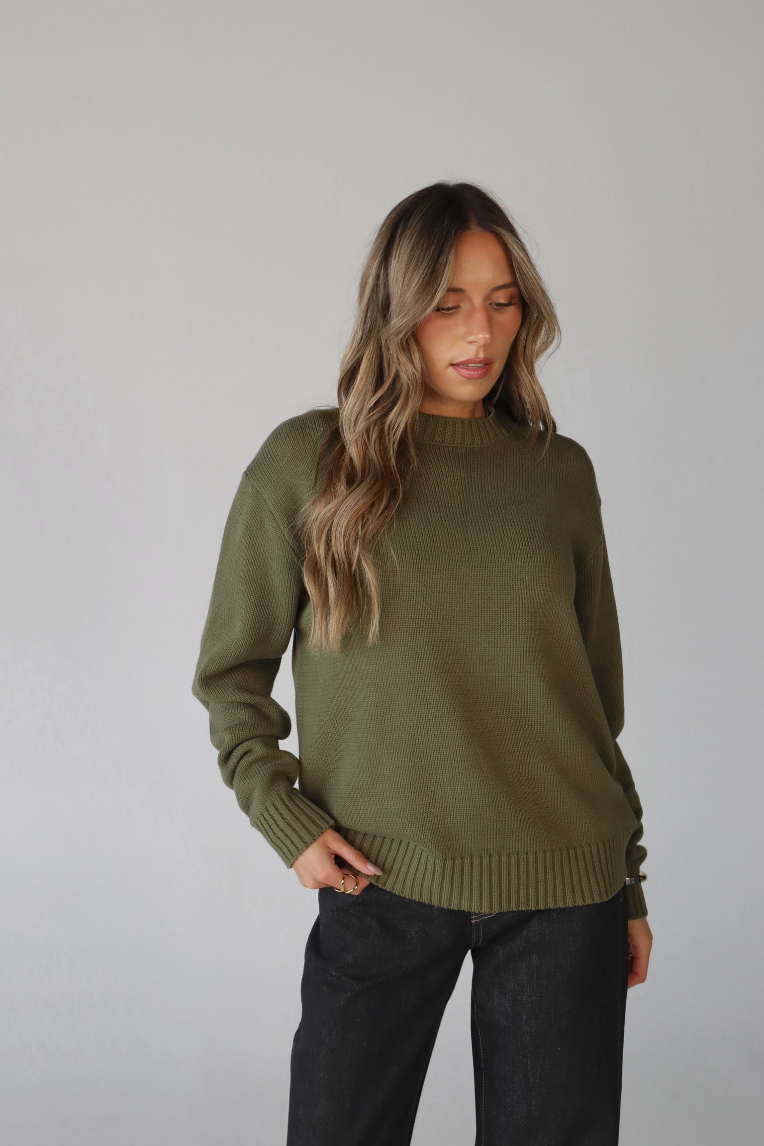 Lenny Relaxed Sweater in Vintage Olive