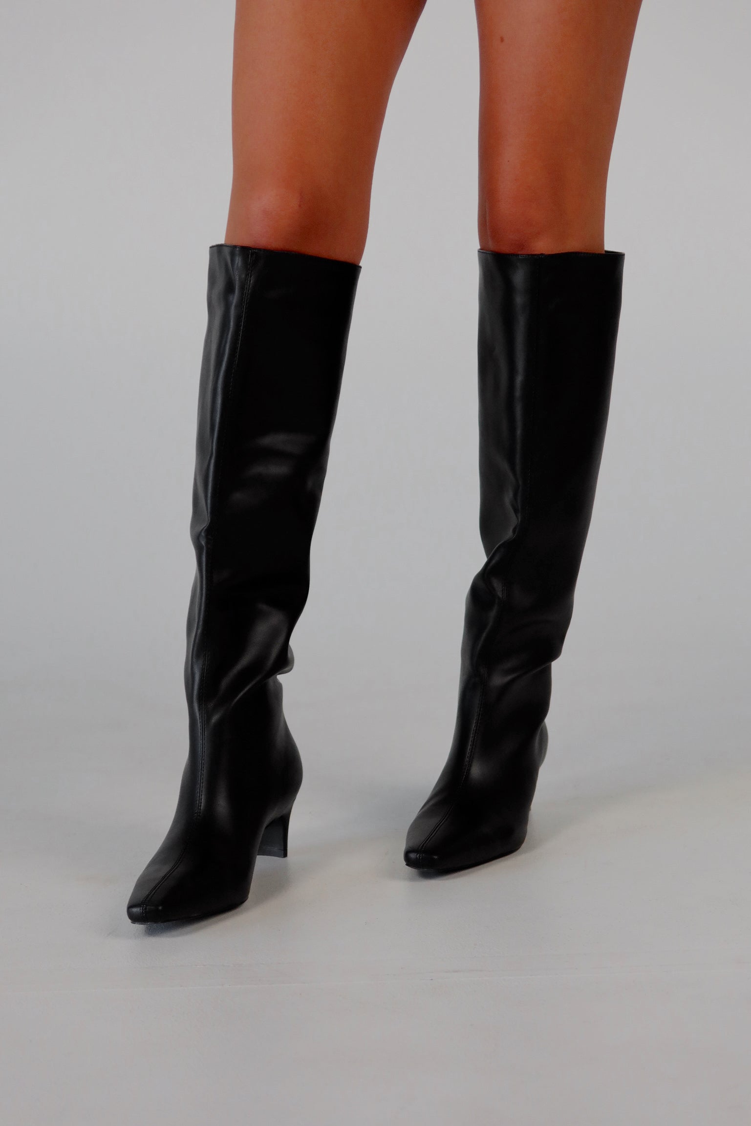 BILLINI : DIVYA Black Knee High Boot