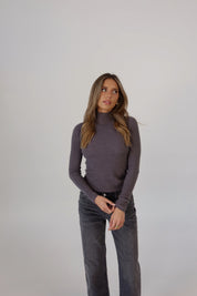 Classic Ribbed Turtleneck Sweater in Grey