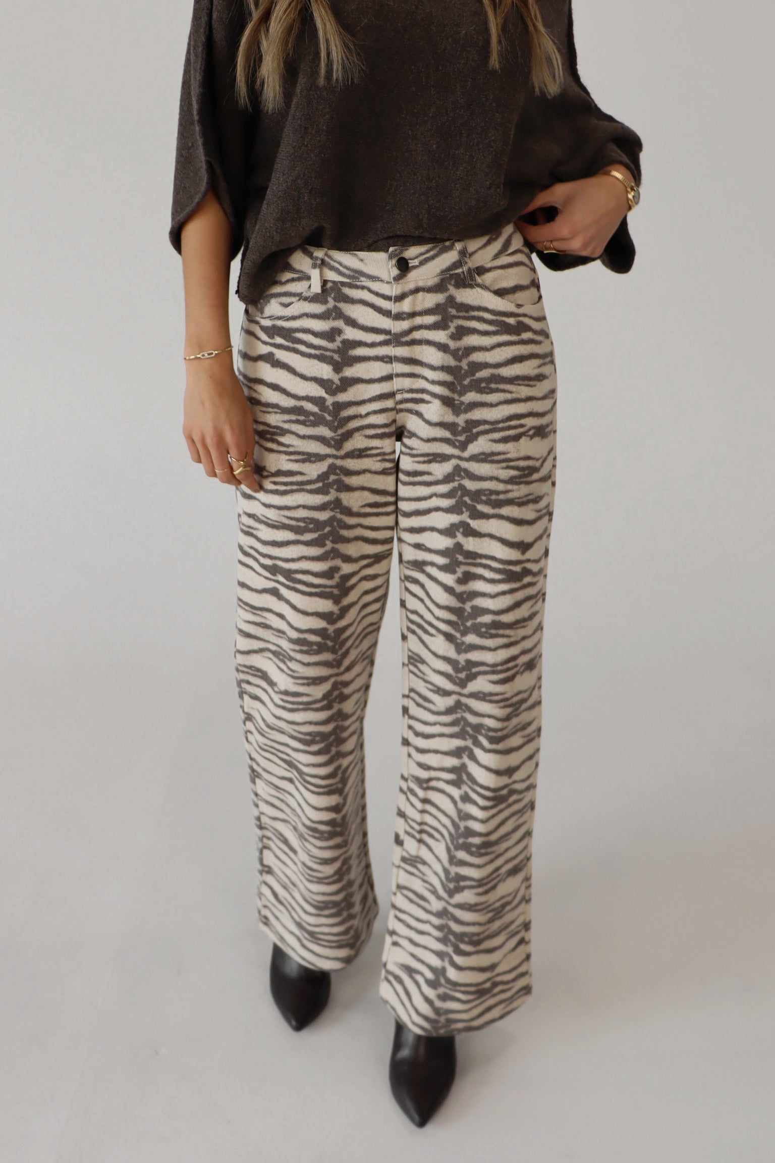 Tiger Print Barrel Jean