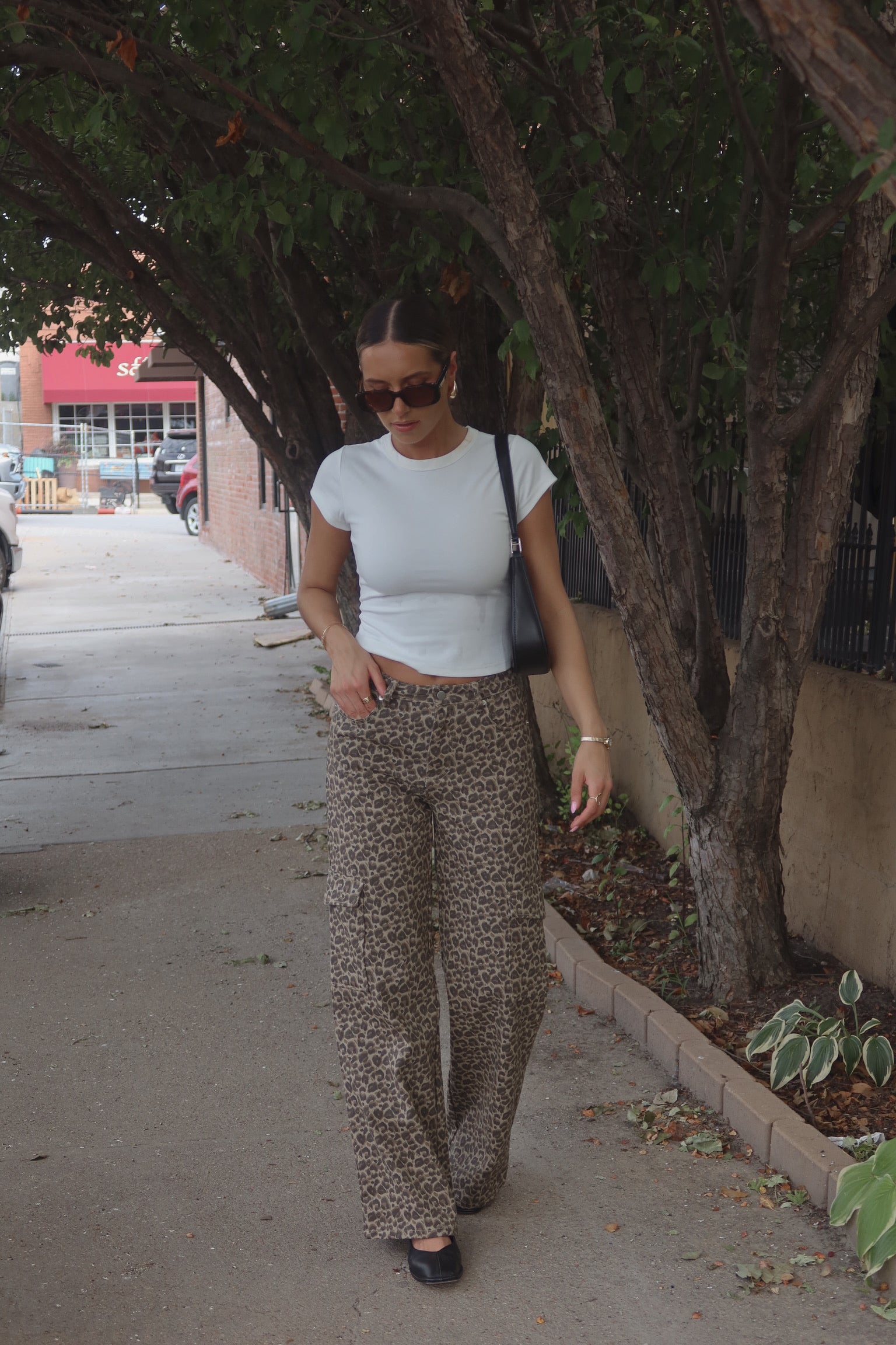 Mid Rise Leopard Print Cargo Pants