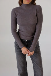 Classic Ribbed Turtleneck Sweater in Grey