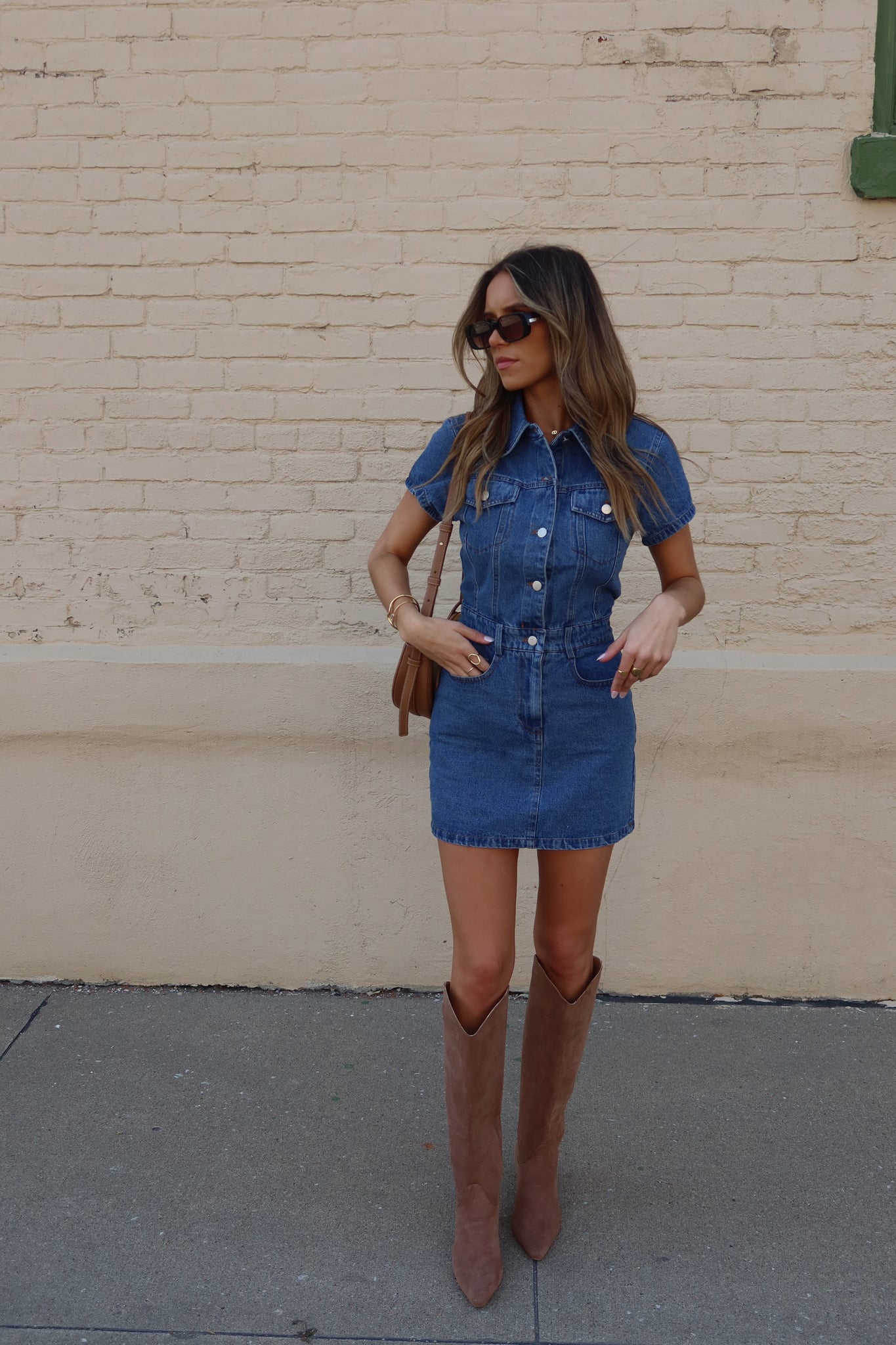 Medium Wash Short Sleeve Denim Mini Dress – Madida Clothing