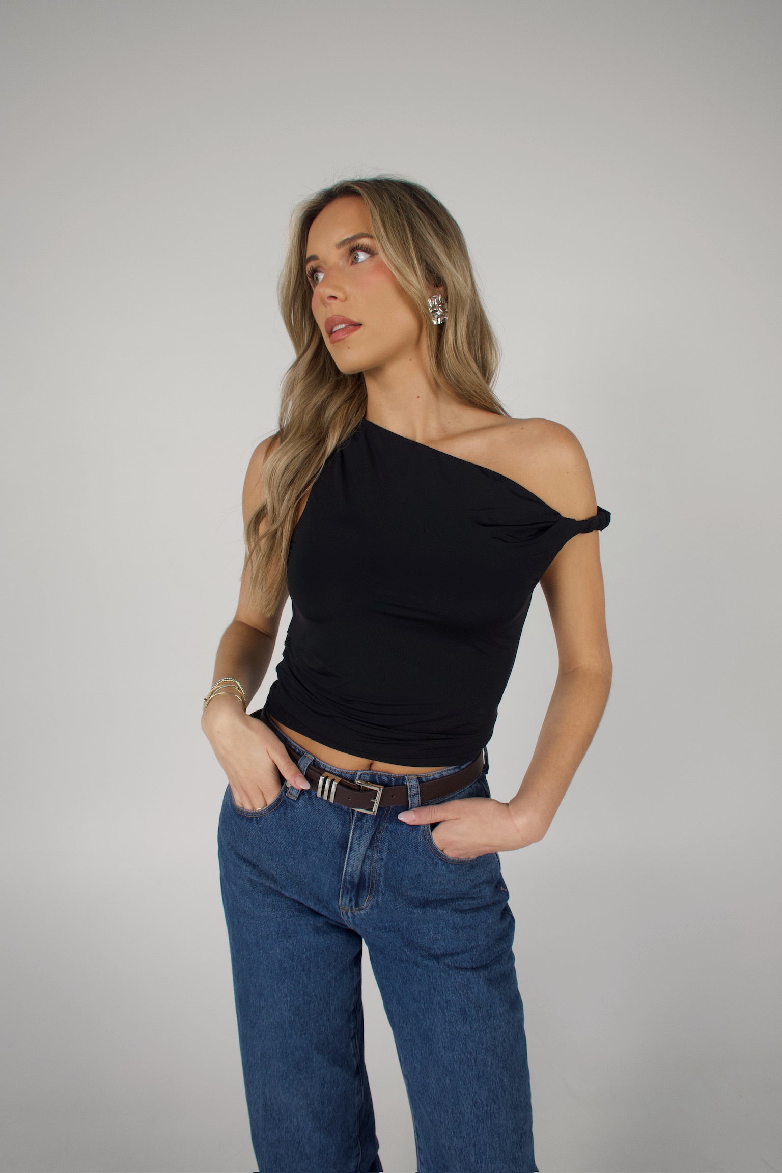 Jenni One Shoulder Top In Black