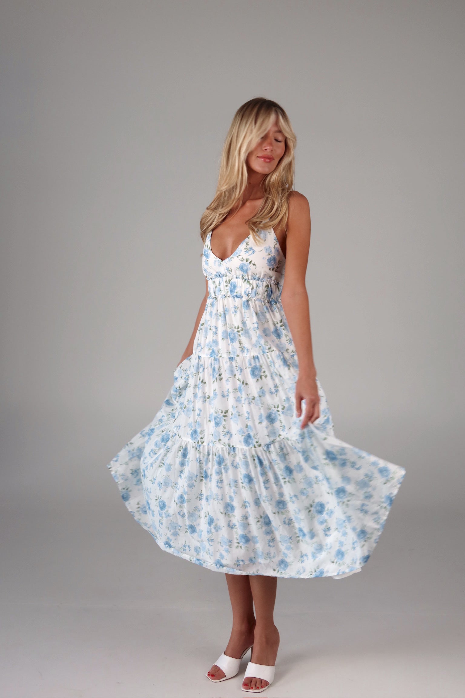 新品タグ付】AND MARY アンドマリー adia tiered dress - メルカリ