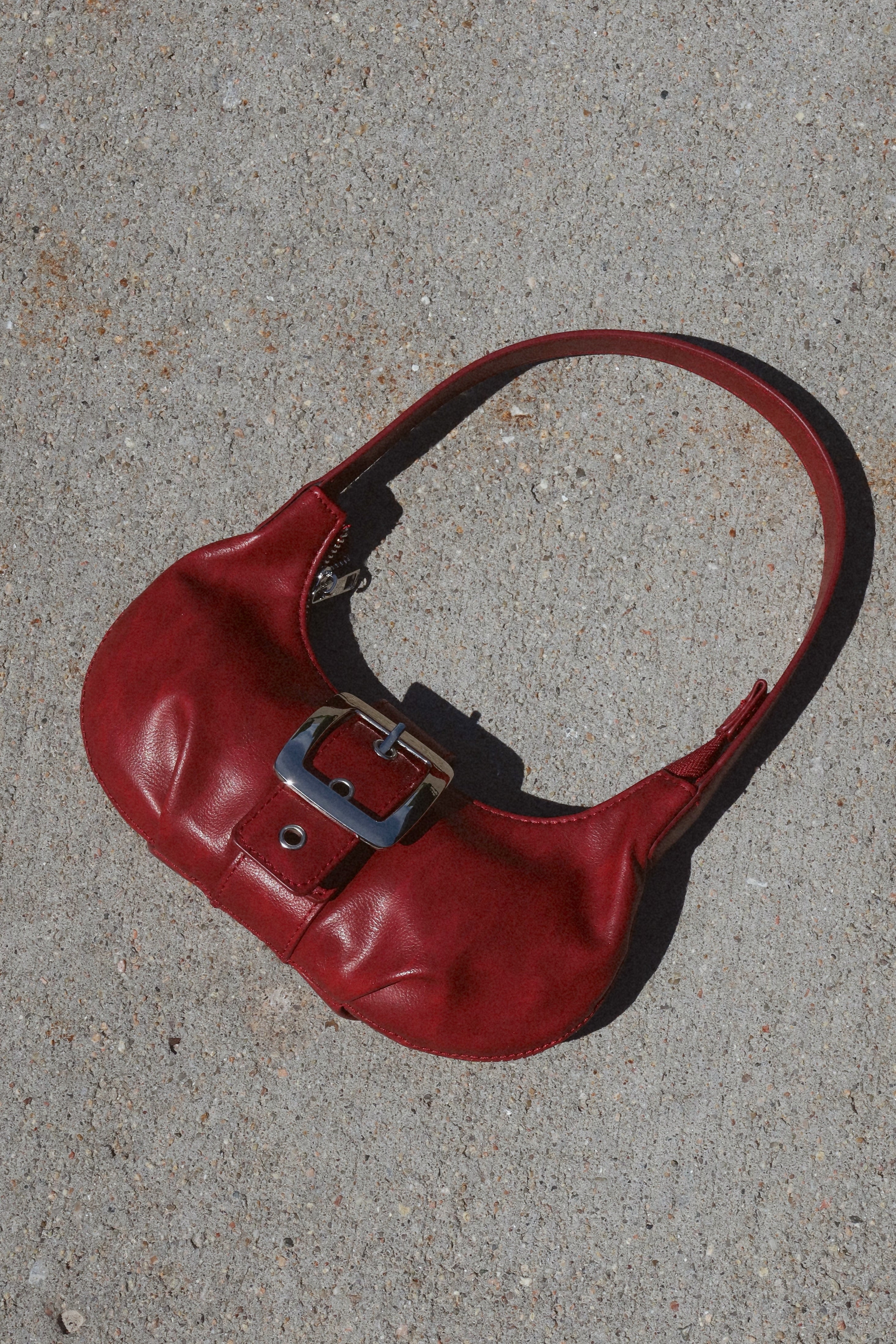 BILLINI : Harley Shoulder Bag In Garnet