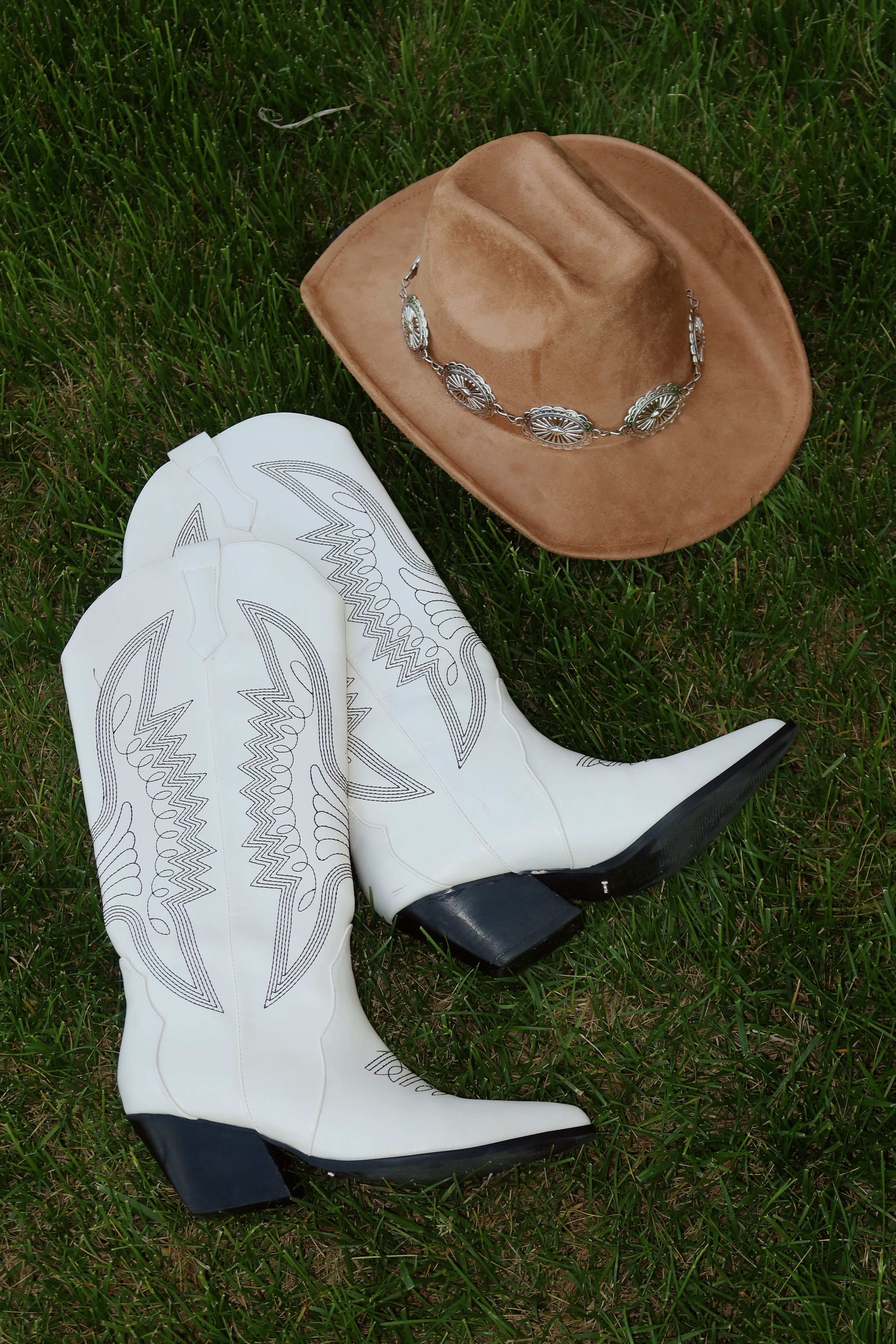 BILLINI : Zayda Ivory Cowgirl Boot